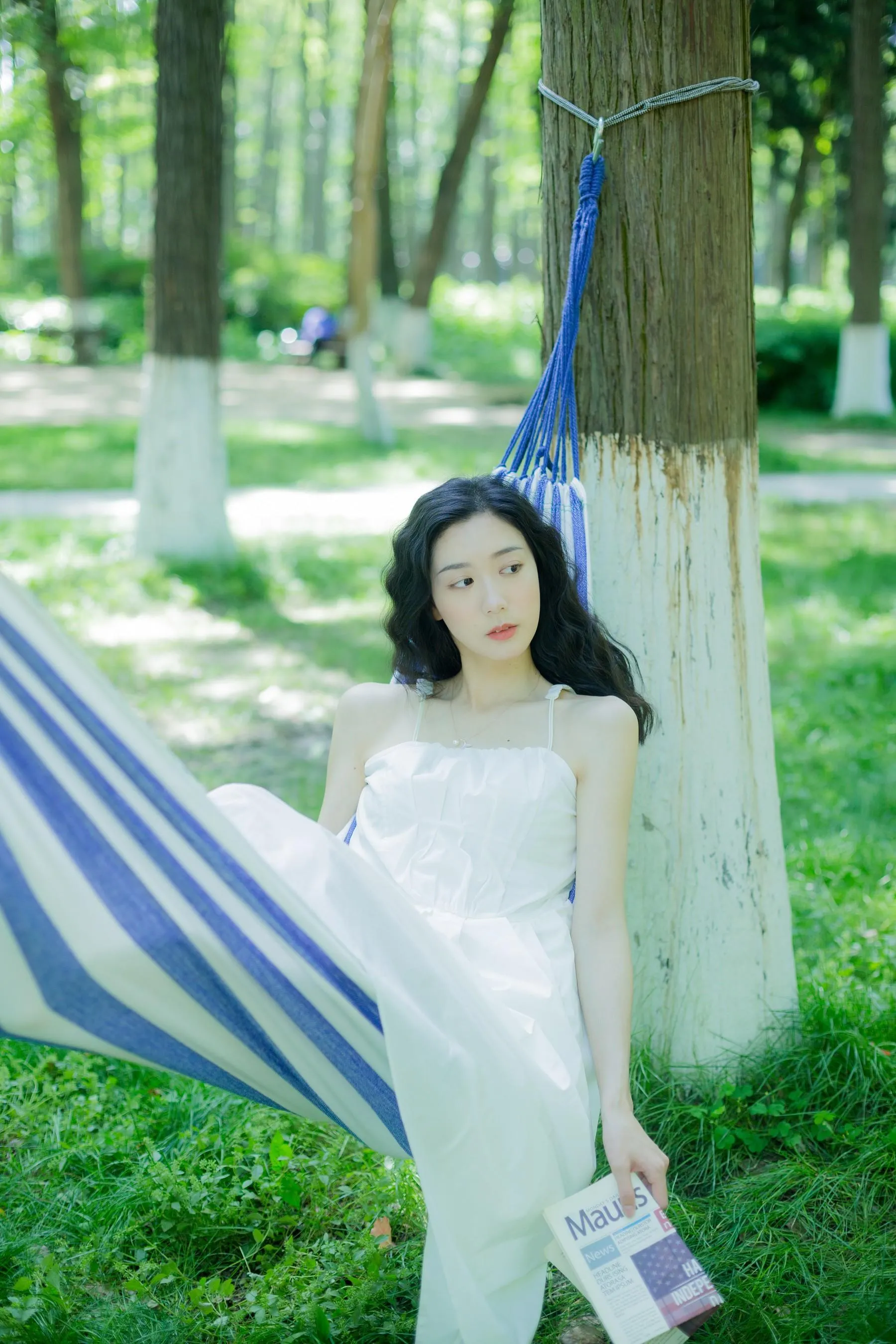 [YITUYU艺图语]2022.07.17 沉沦夏日 饲猫少女- [40P]插图1